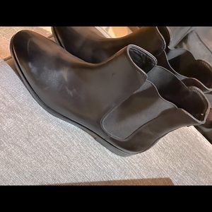 Excellent Condition Cole Hann Boots